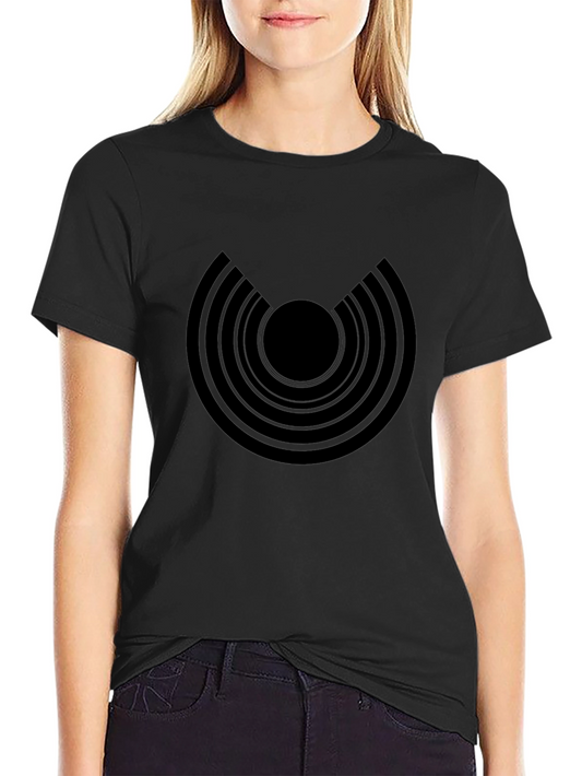 Modern Graphic Tee: Black Concentric Circle Design
