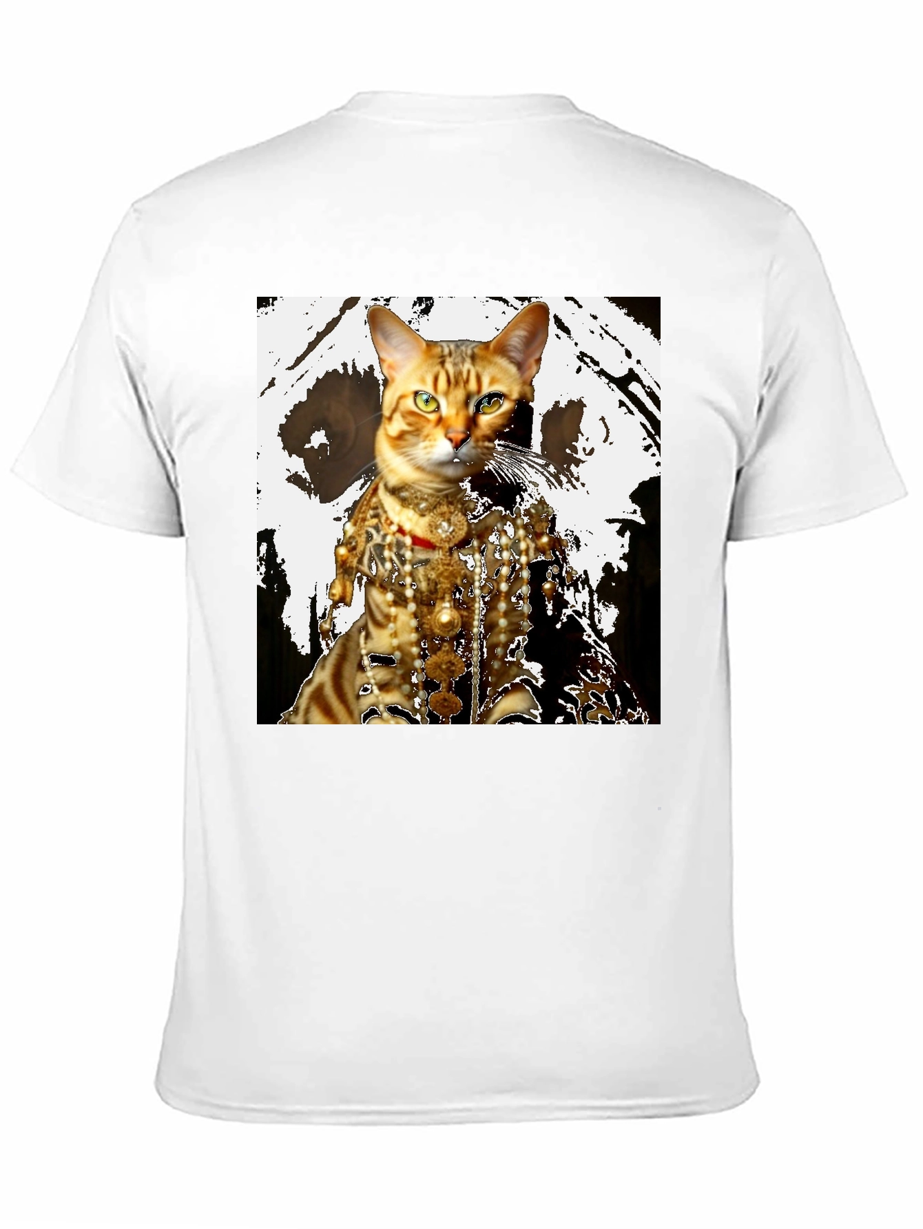 Regal Cat T-Shirt: Unique Feline Fashion