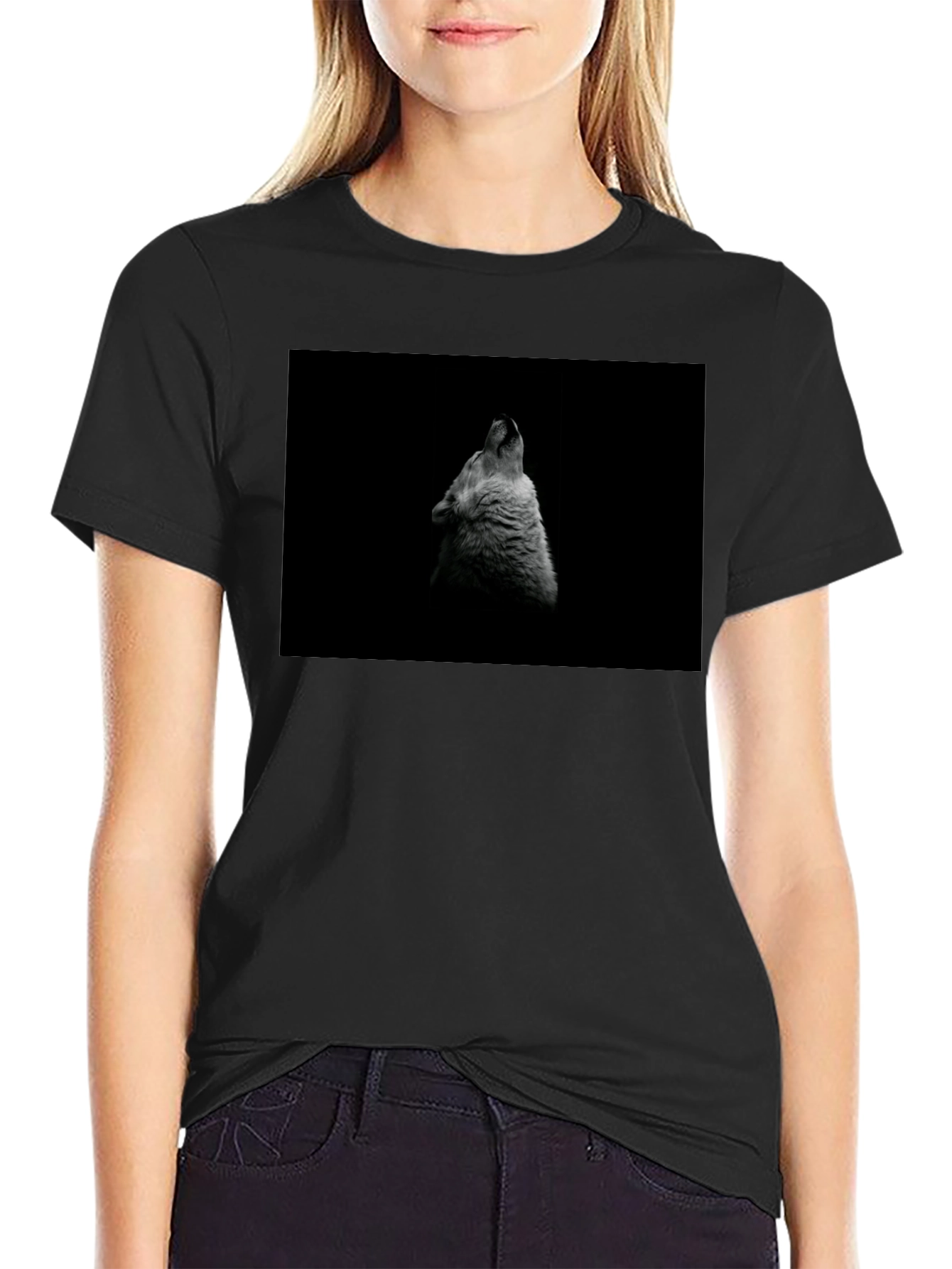 Wolf Howl Graphic T-Shirt
