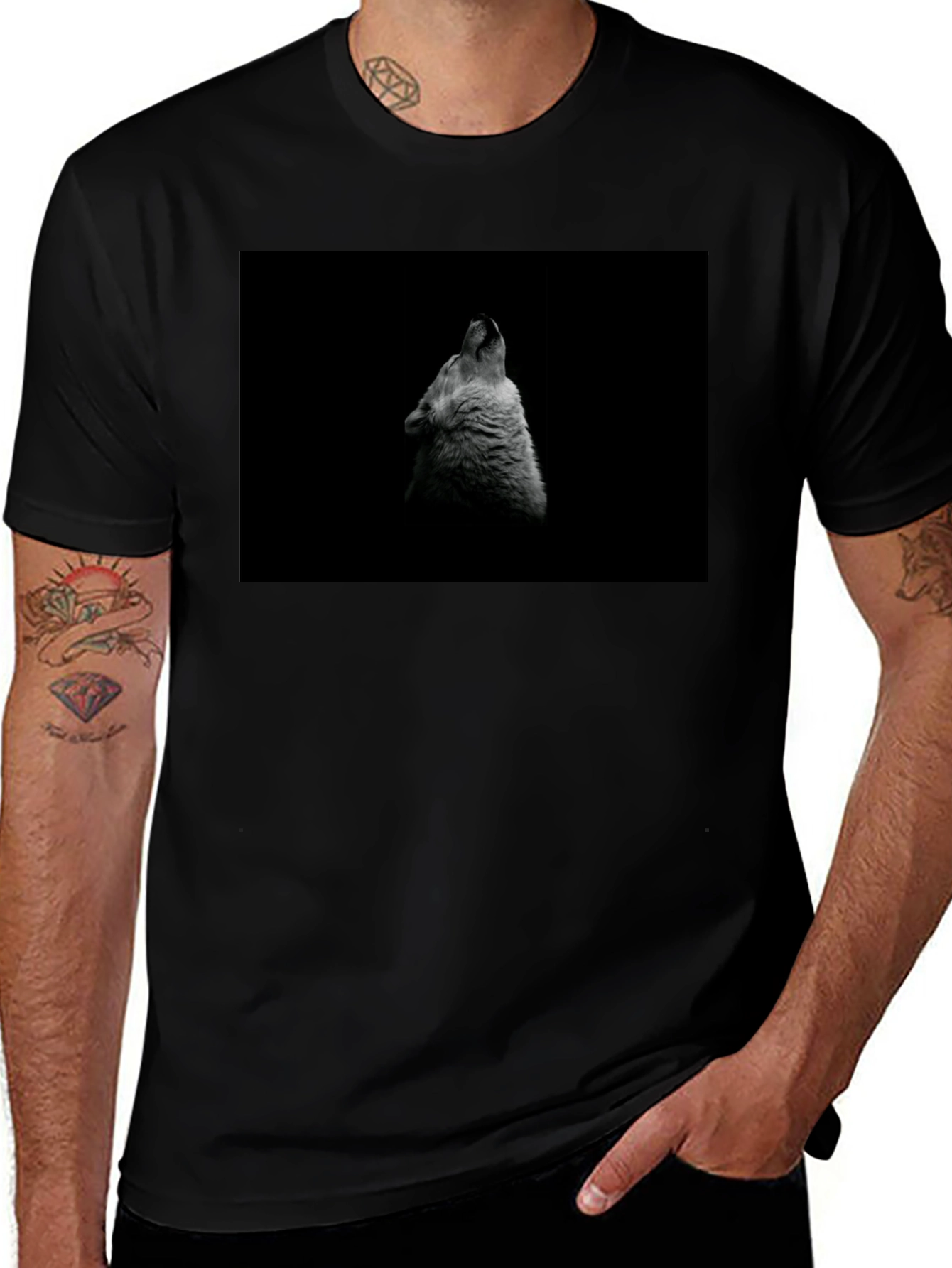 Wolf Howl Graphic T-Shirt