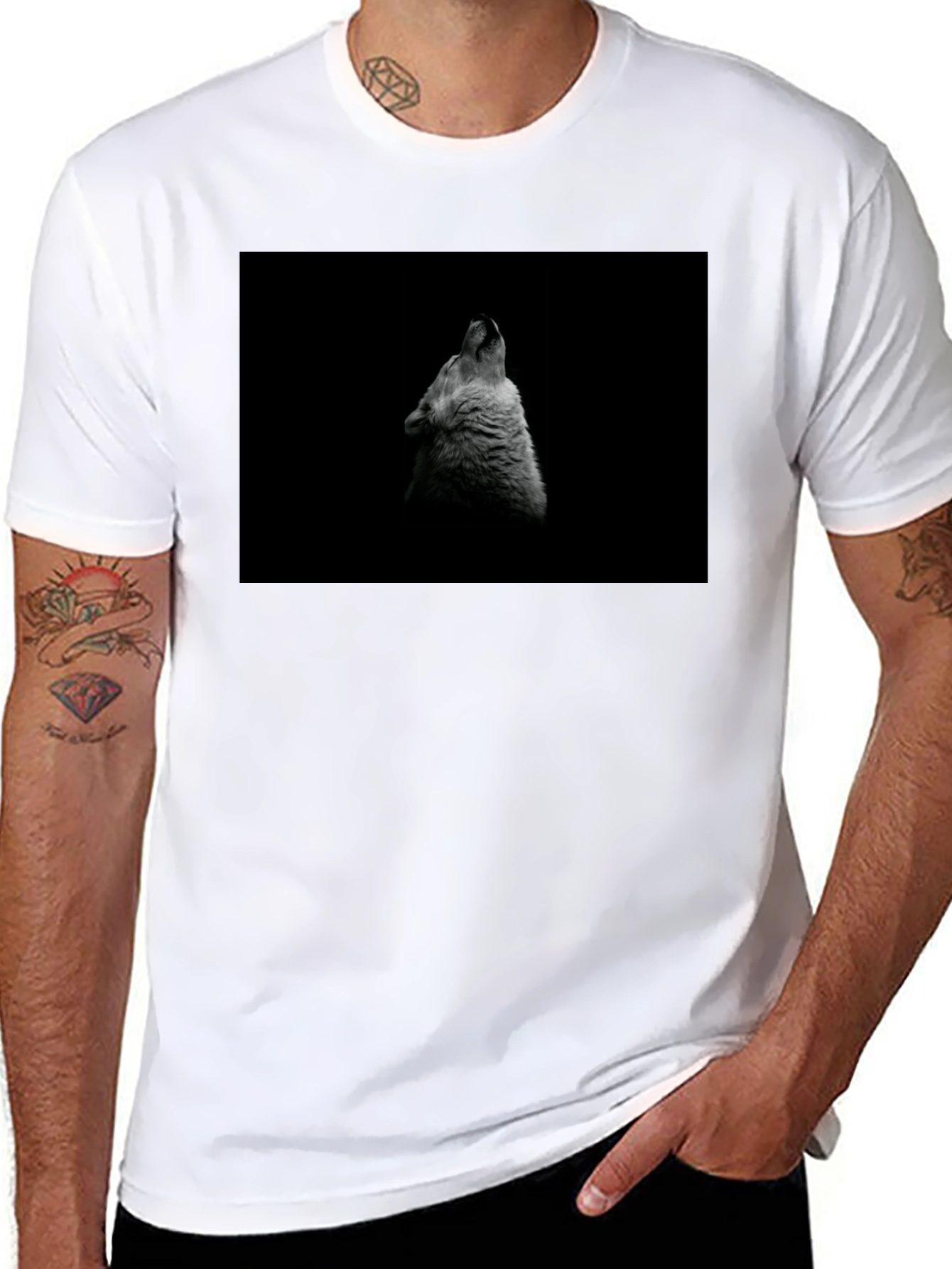 Wolf Howl Graphic T-Shirt