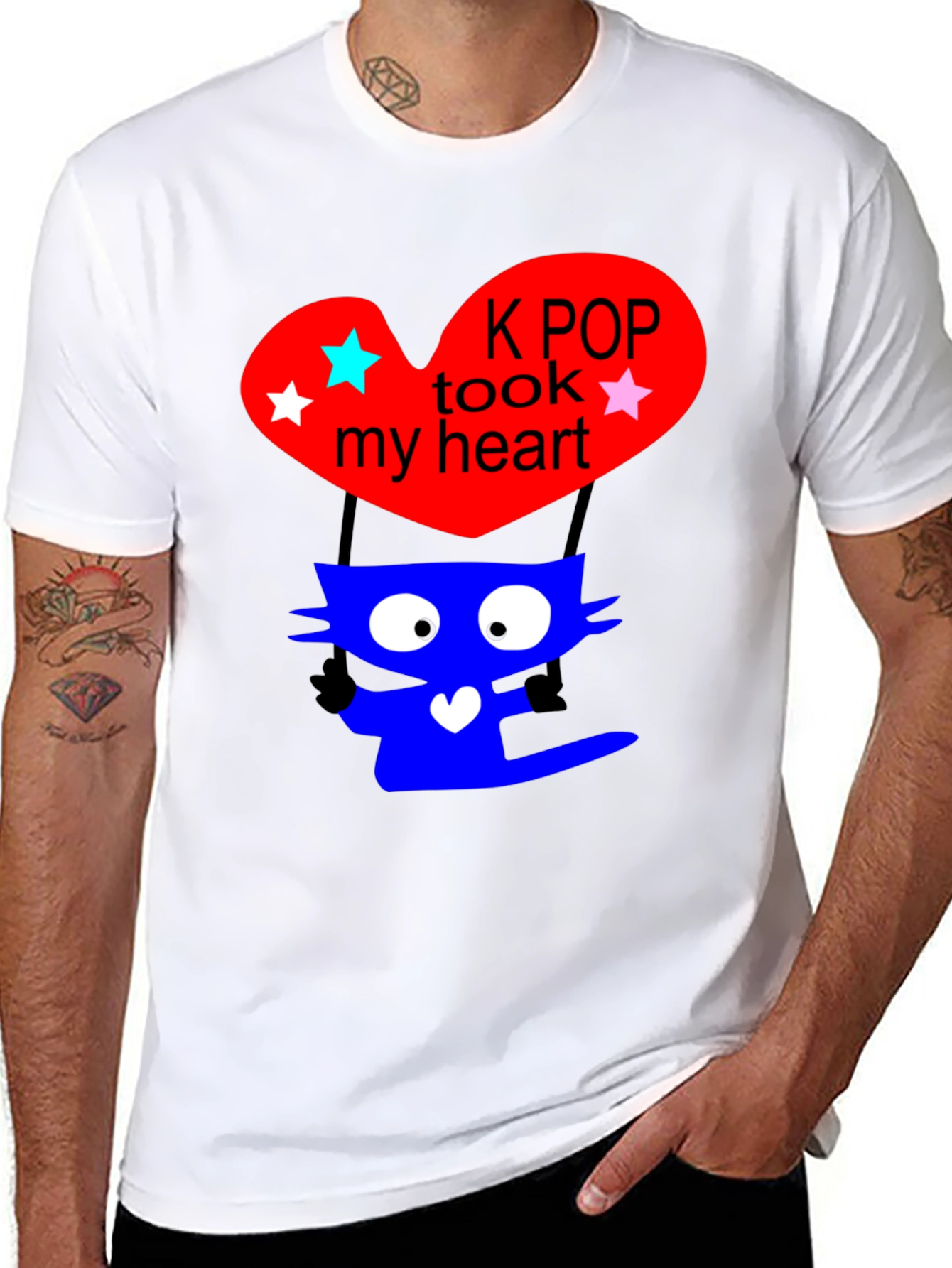 K-Pop Cat Heart Graphic Tee - Trendy Black T-Shirt