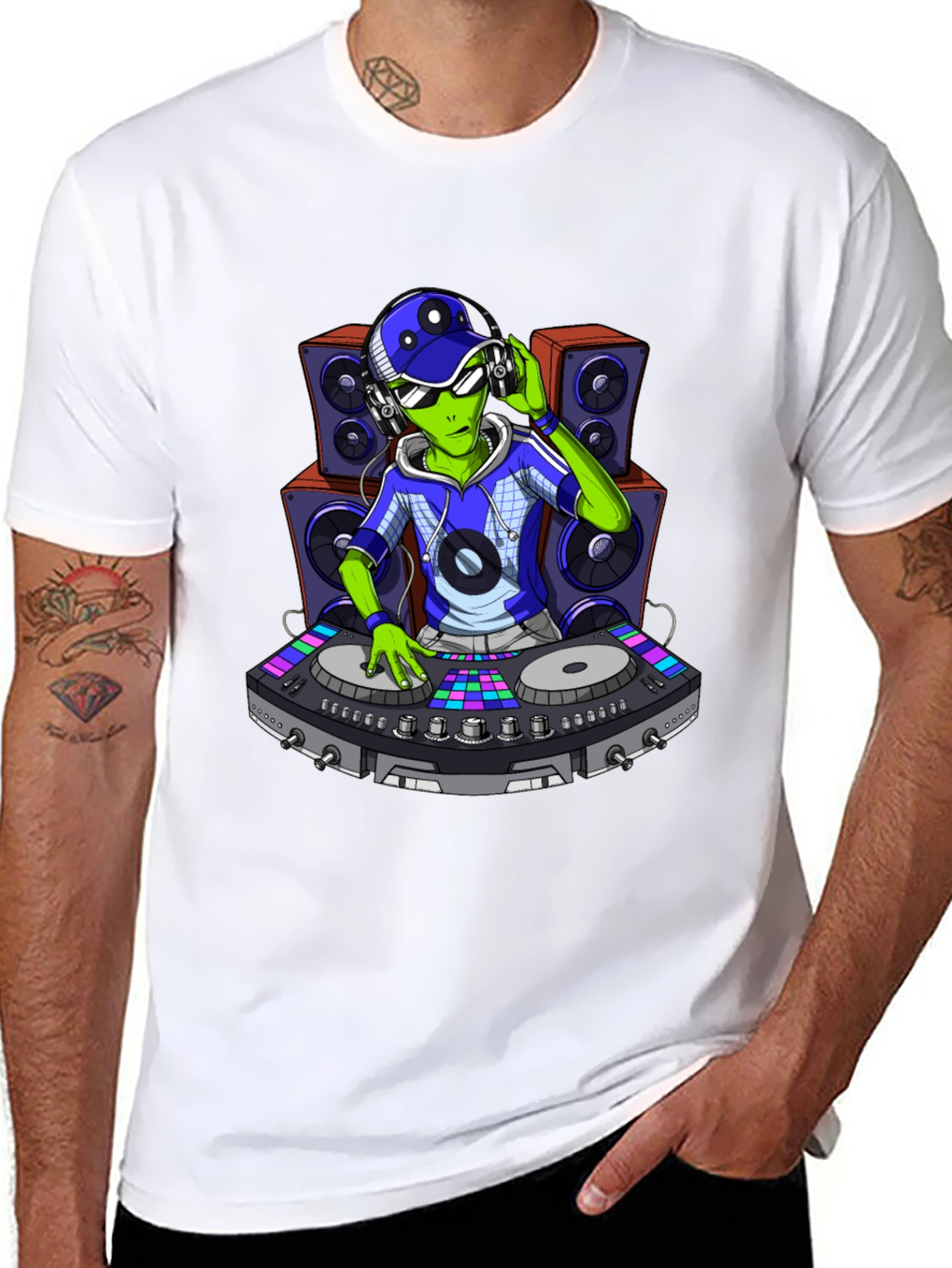 DJ Alien Graphic Tee - Black Cotton T-Shirt