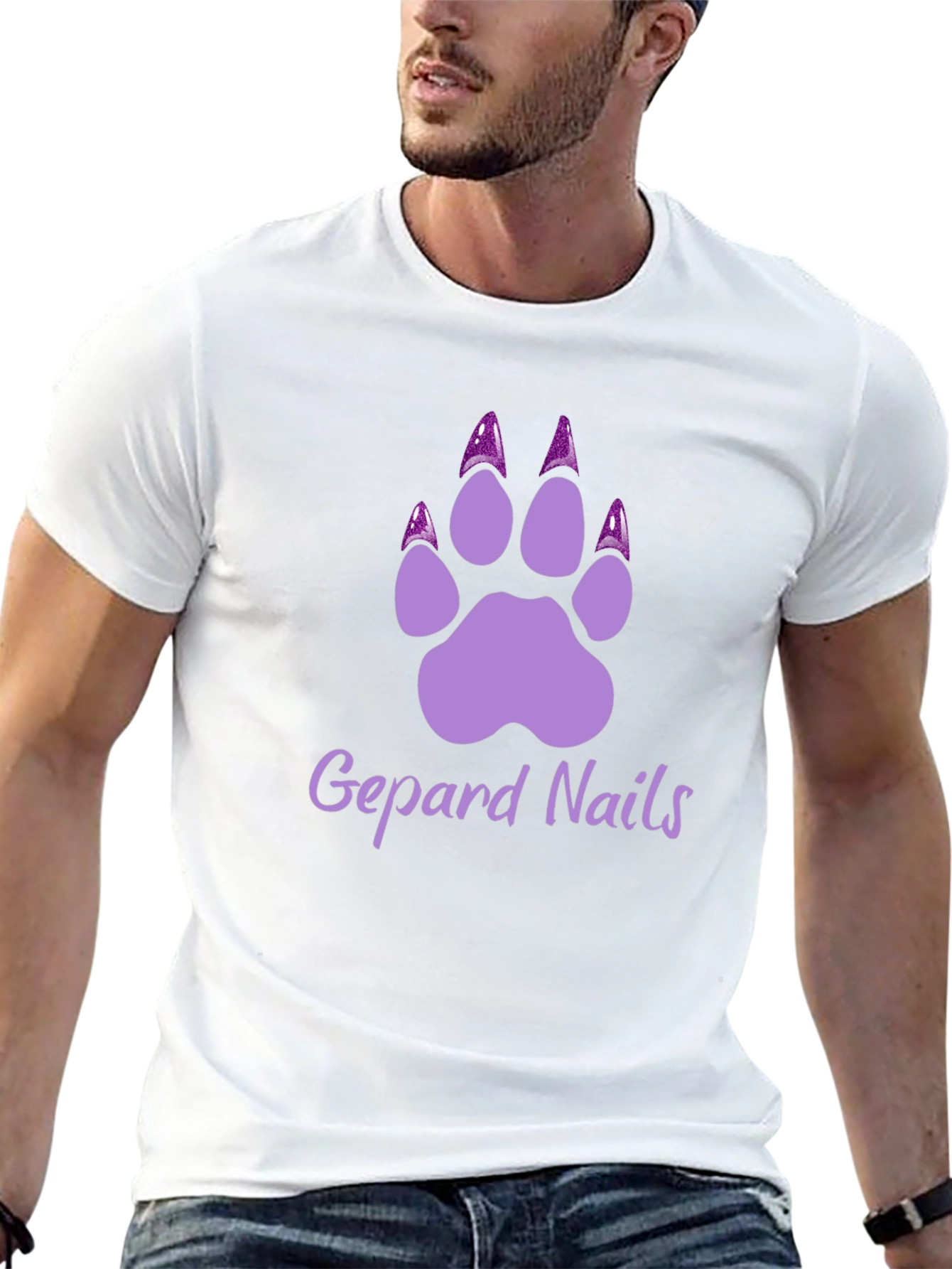 Gepard Nails T-Shirt - Stylish Paw Print Tee