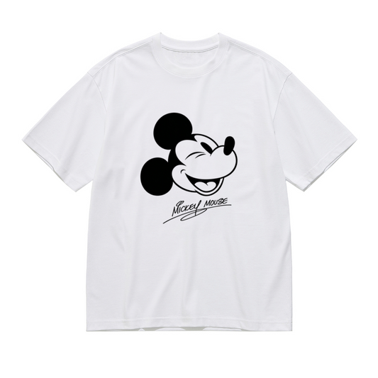 Winking Signature Mickey Mouse Nostalgic Plus?Size Women Casual Tee