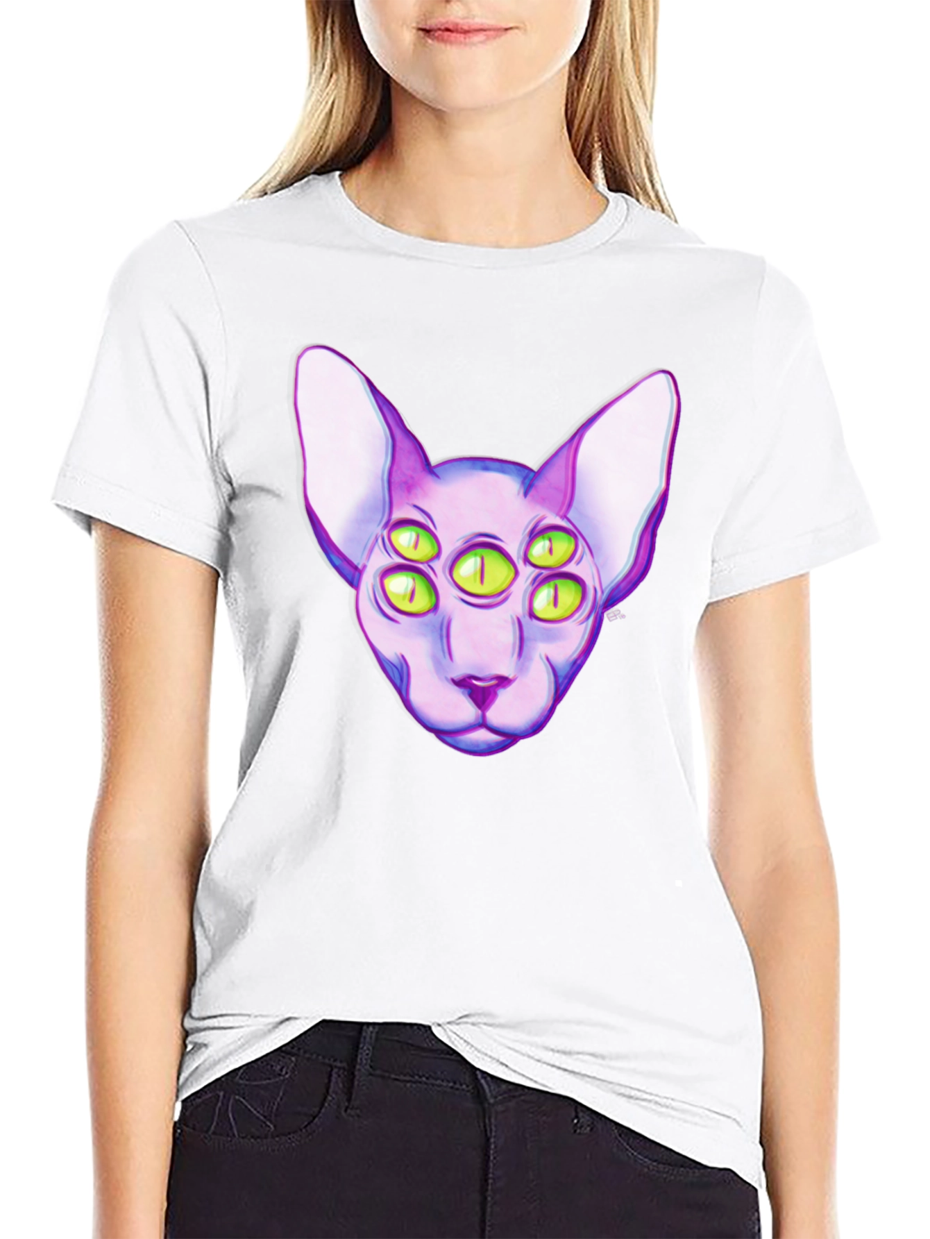 Six-Eyed Cat Graphic T-Shirt - Unique Style