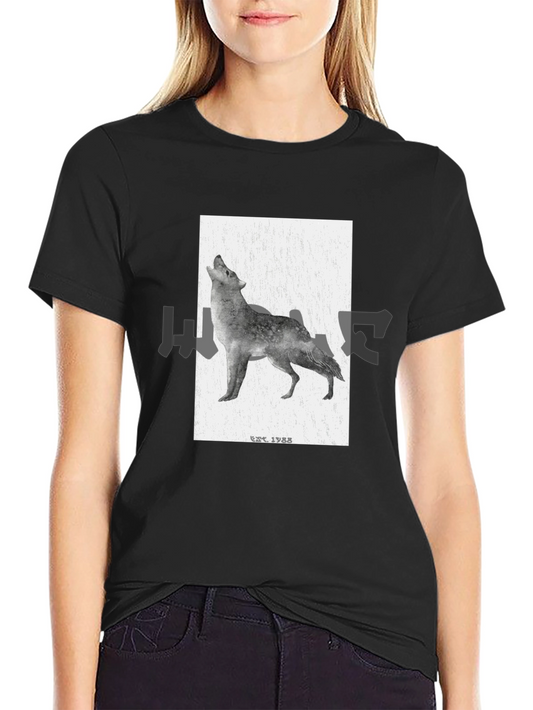 Wolf Graphic T-Shirt - Black Classic Fit