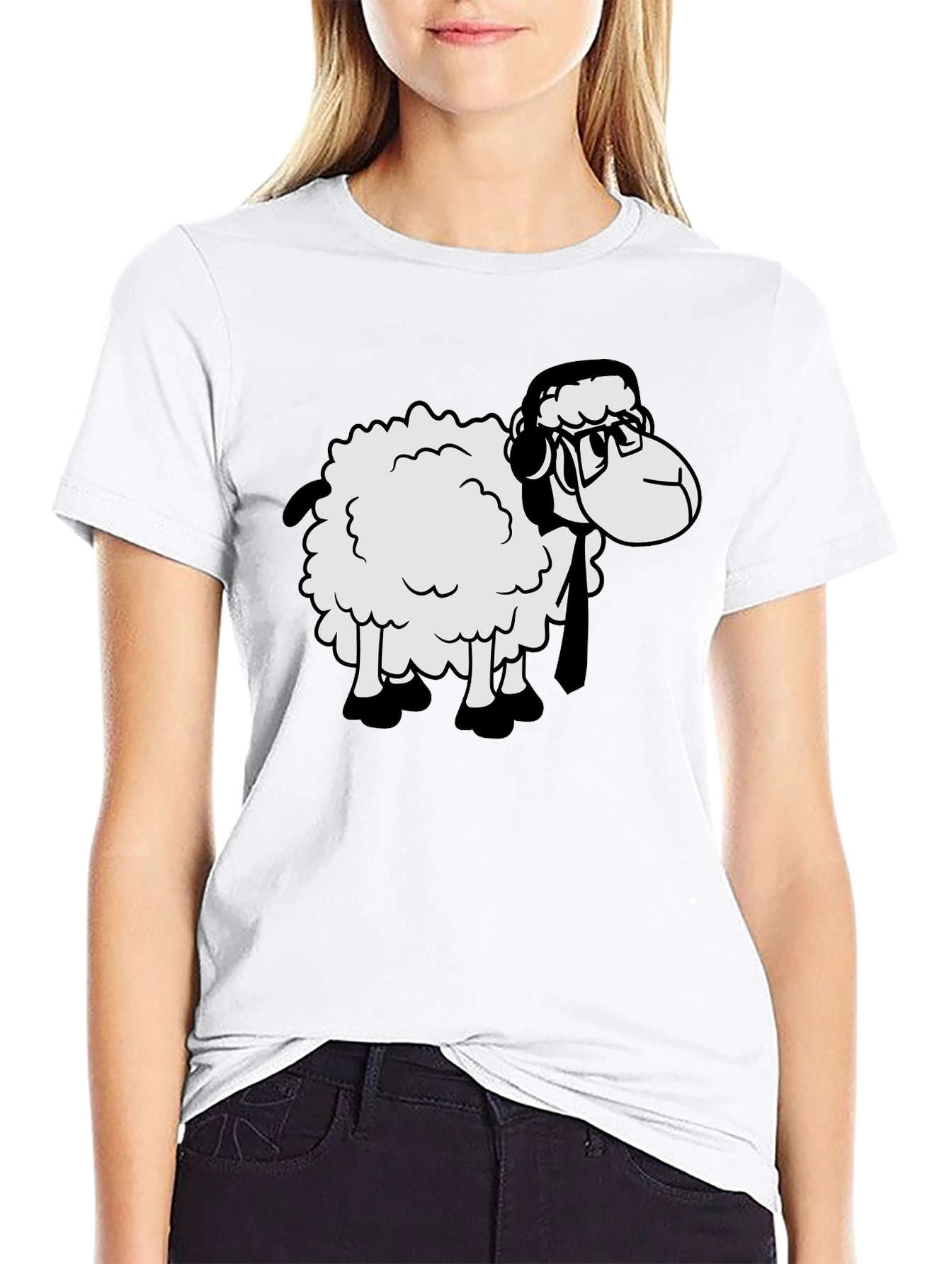 Sheep Nerd T-Shirt - Stylish Geeky Tee