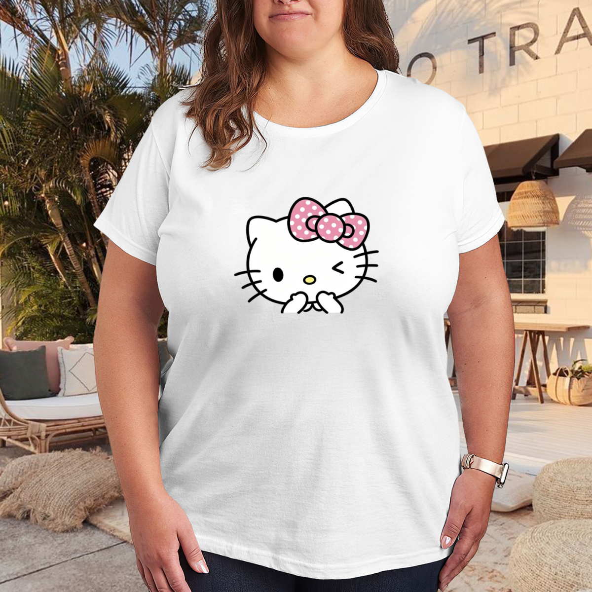 Wink & Cute Blush Hello Kitty Graphic Plus?Size T?Shirt