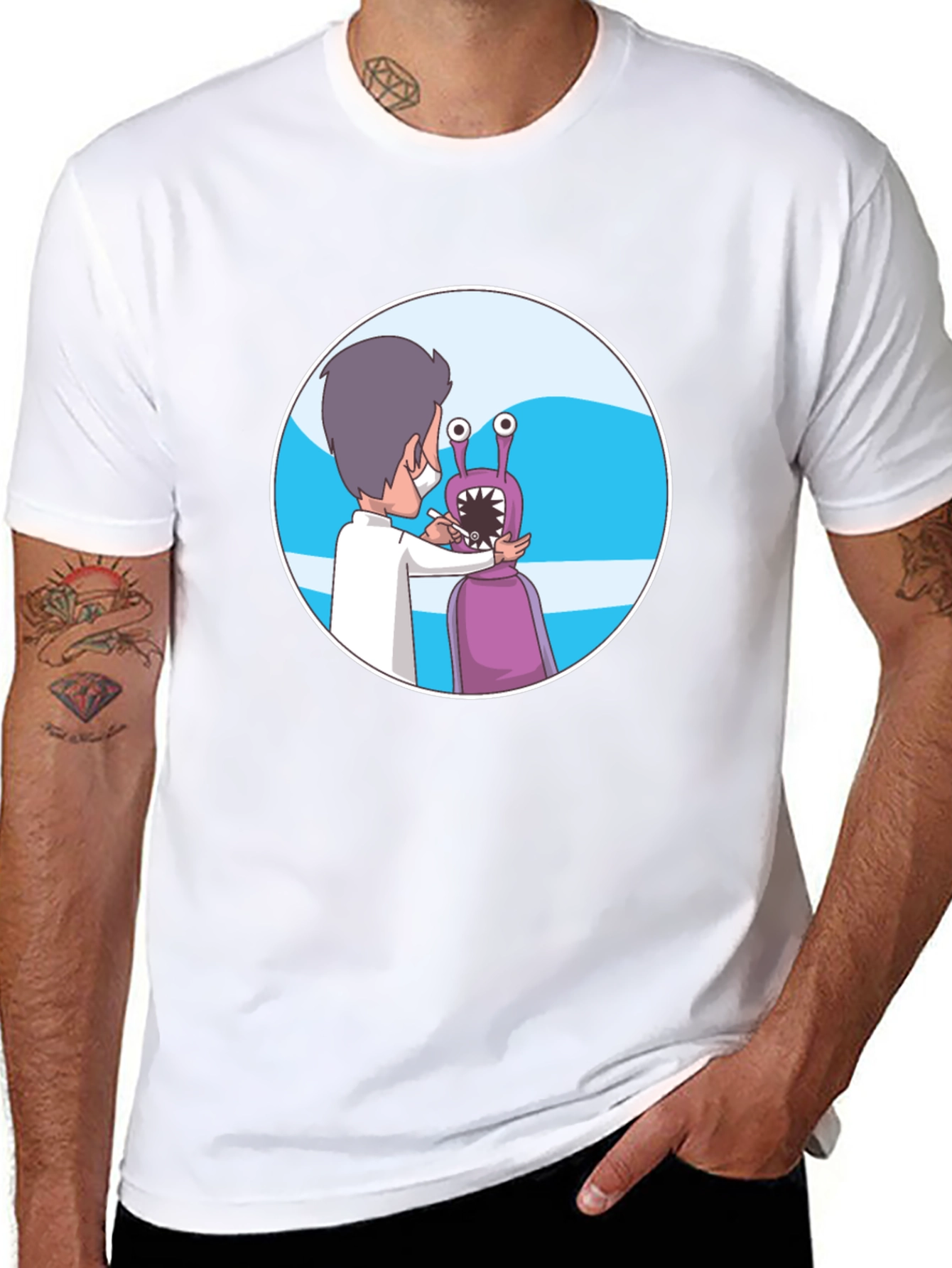 Dentist Alien Cartoon Graphic T-Shirt