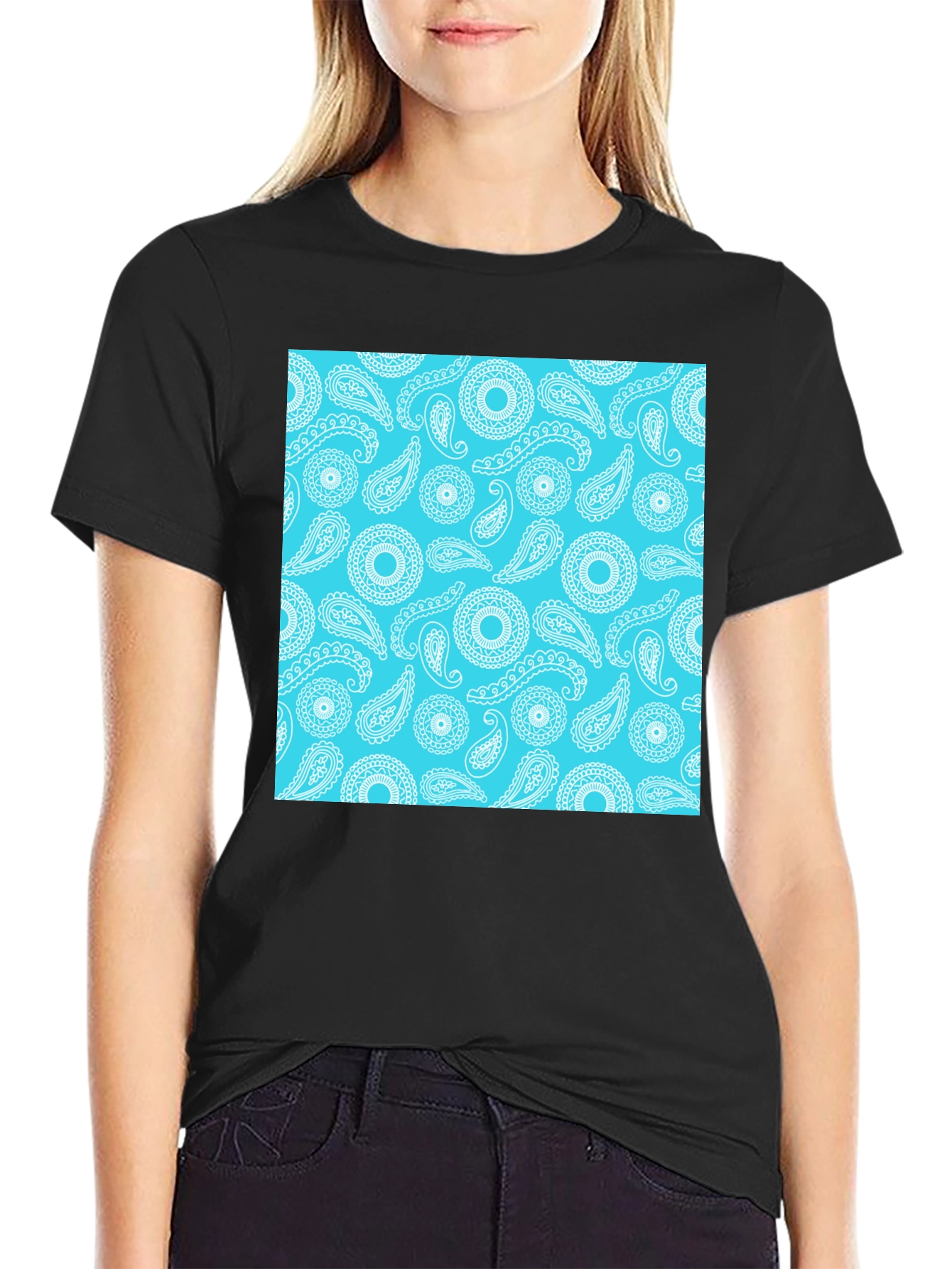 Paisley Pattern Tee - Stylish Black T-Shirt
