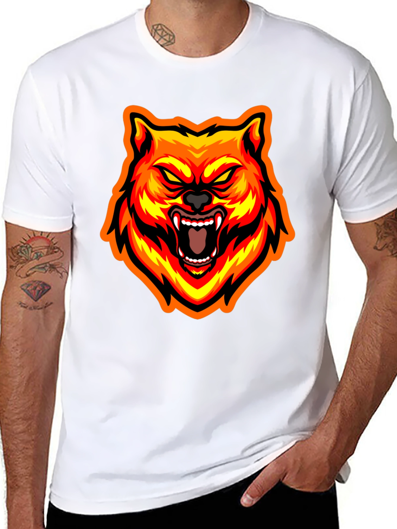 Fiery Wolf Graphic Tee - Bold Black T-Shirt