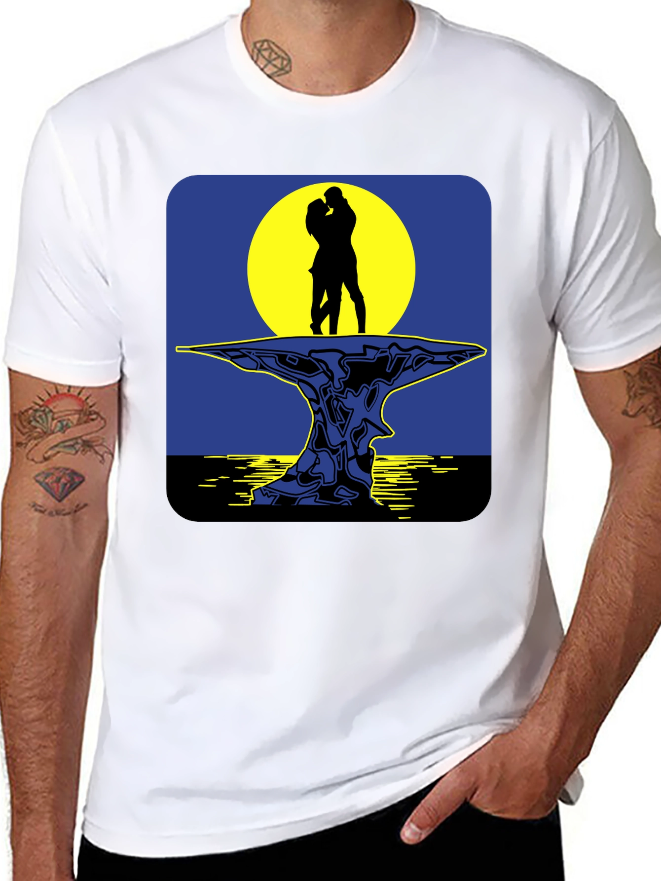 Romantic Silhouette T-Shirt - Moonlit Lovers