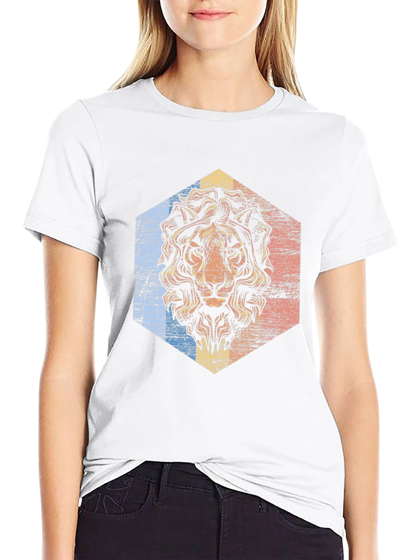 Lion Graphic Tee - Retro Style Black T-Shirt