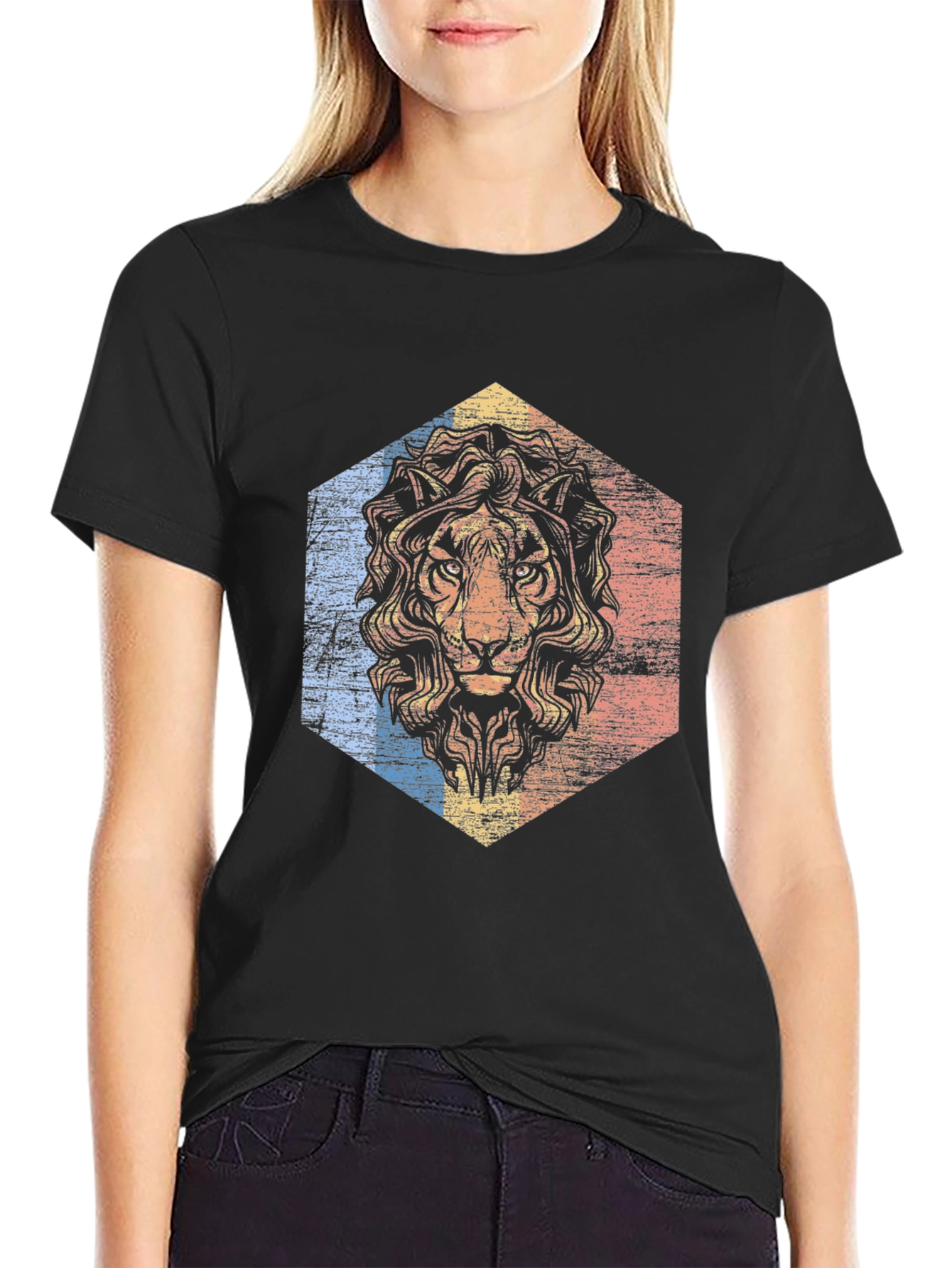 Lion Graphic Tee - Retro Style Black T-Shirt