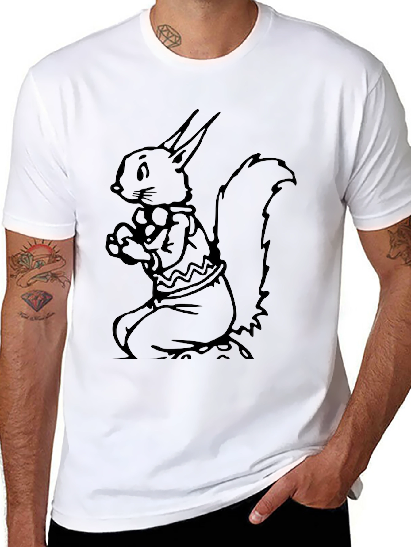 Squirrel Graphic Tee - Black Crew Neck T-Shirt