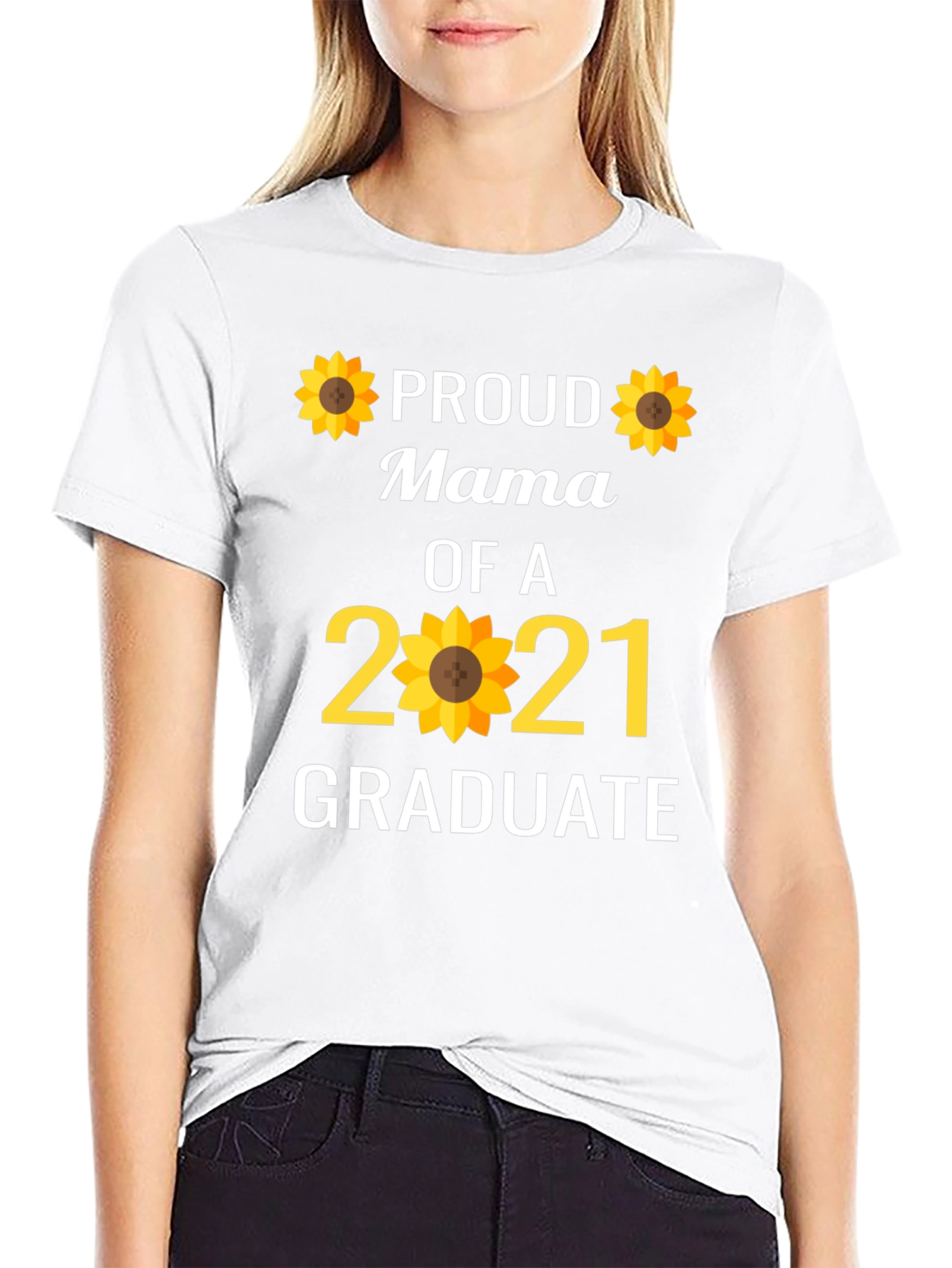 Proud Mama of a 2021 Graduate T-Shirt