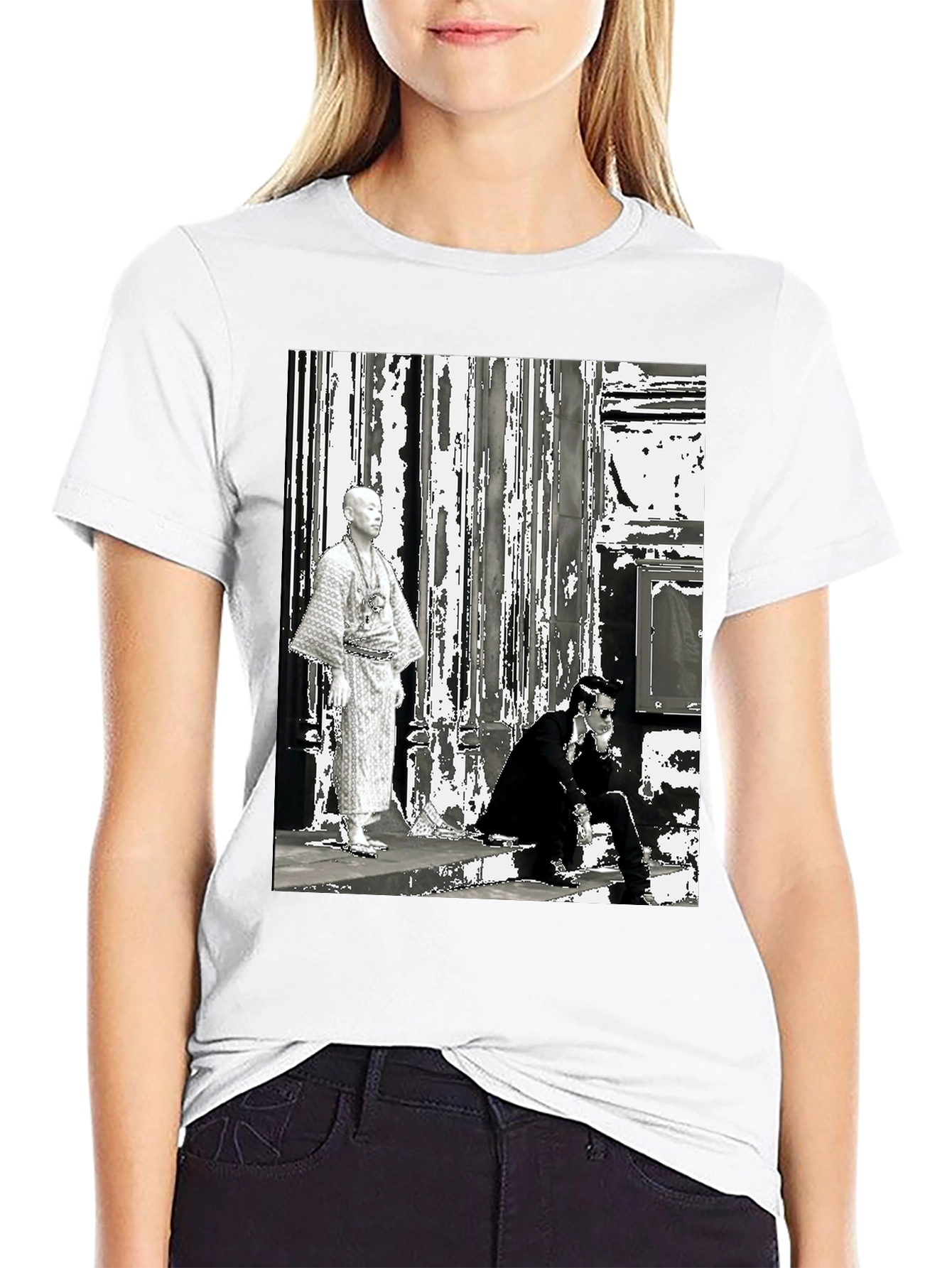 Stylish Black T-Shirt with Retro Street Scene Print