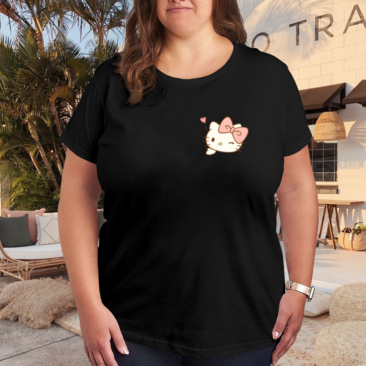 Tiny Winking Hello Kitty Chest Pocket?Style Print Plus Size Ladies T?Shirt