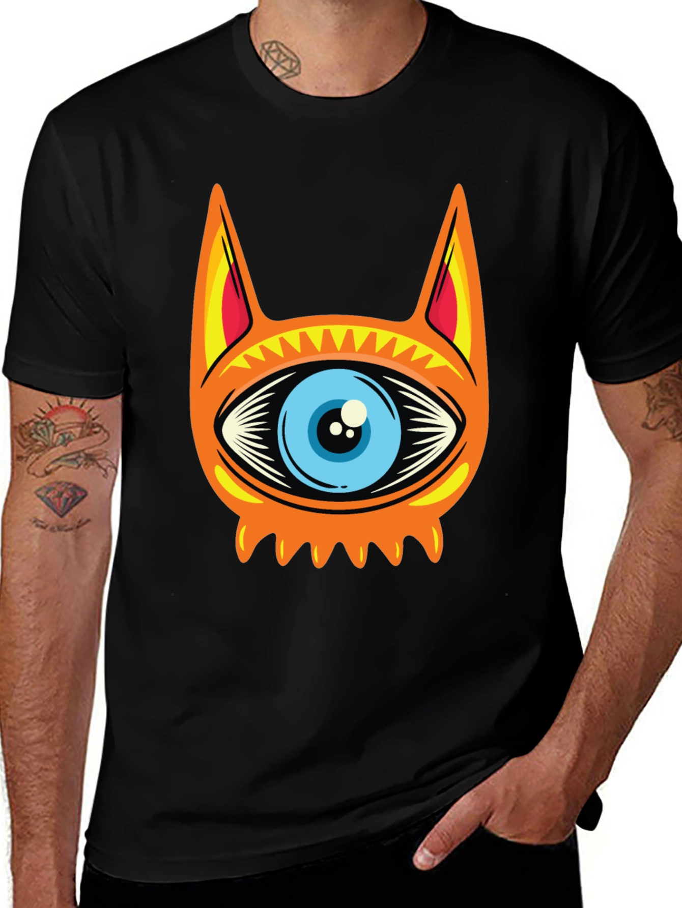 Eye Cat Graphic Black T-Shirt
