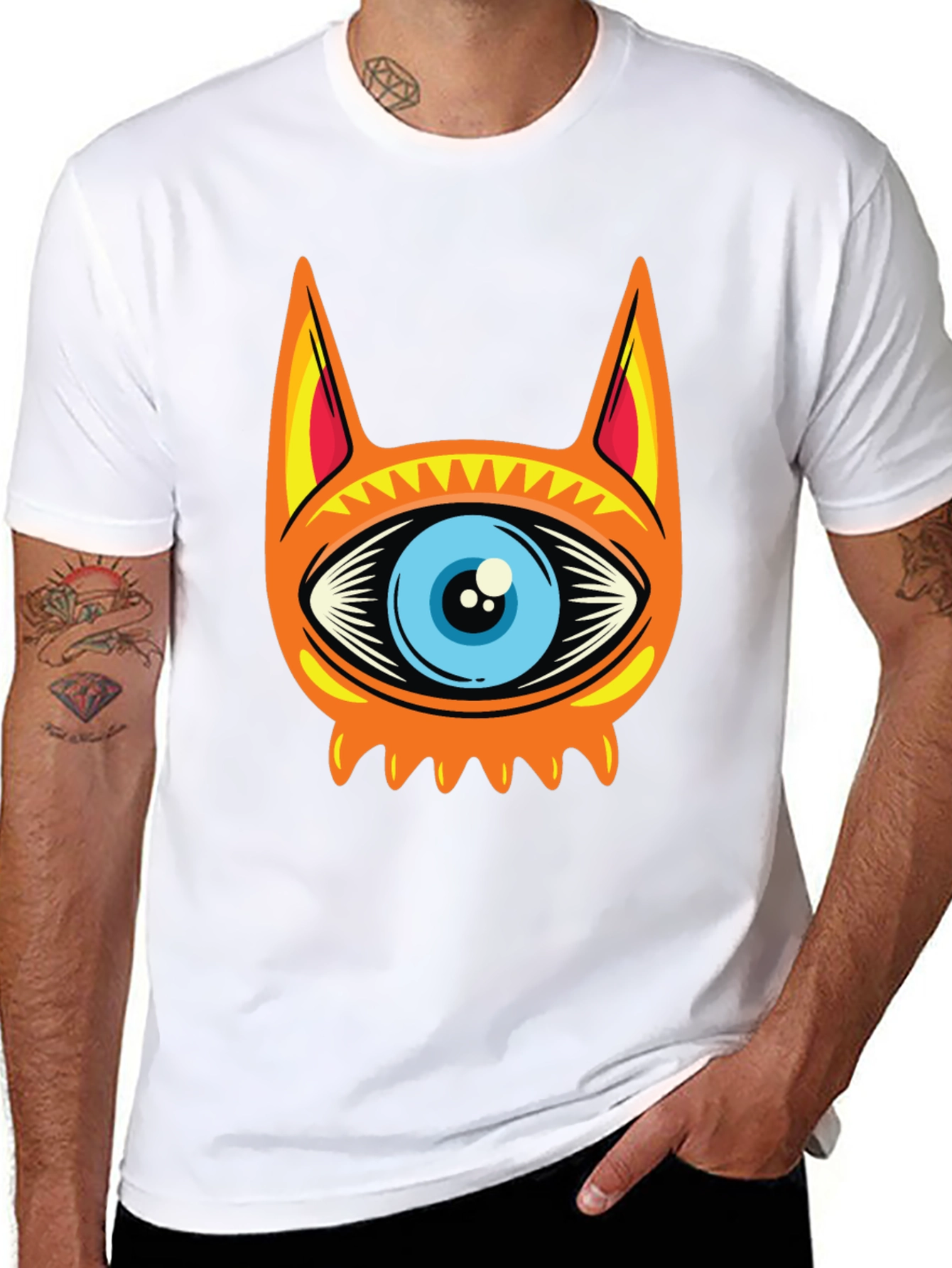 Eye Cat Graphic Black T-Shirt