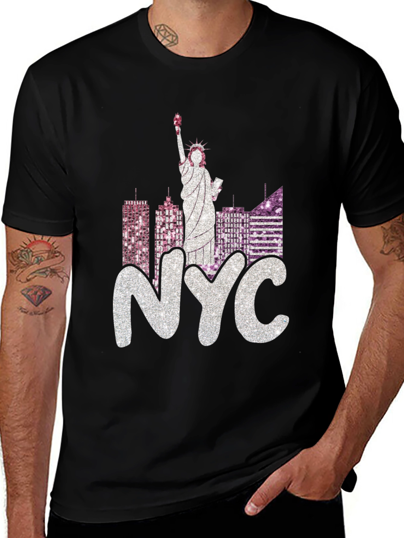 NYC Statue of Liberty Graphic Tee - Black