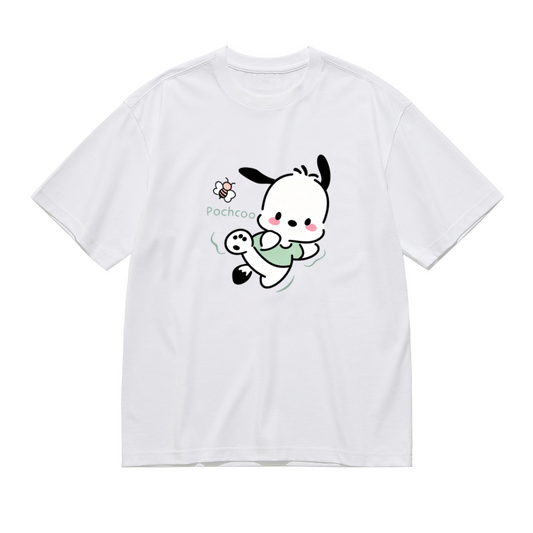 Playful Pochacco With Little Bee Graphic Plus Size Women Daily T?Shirt