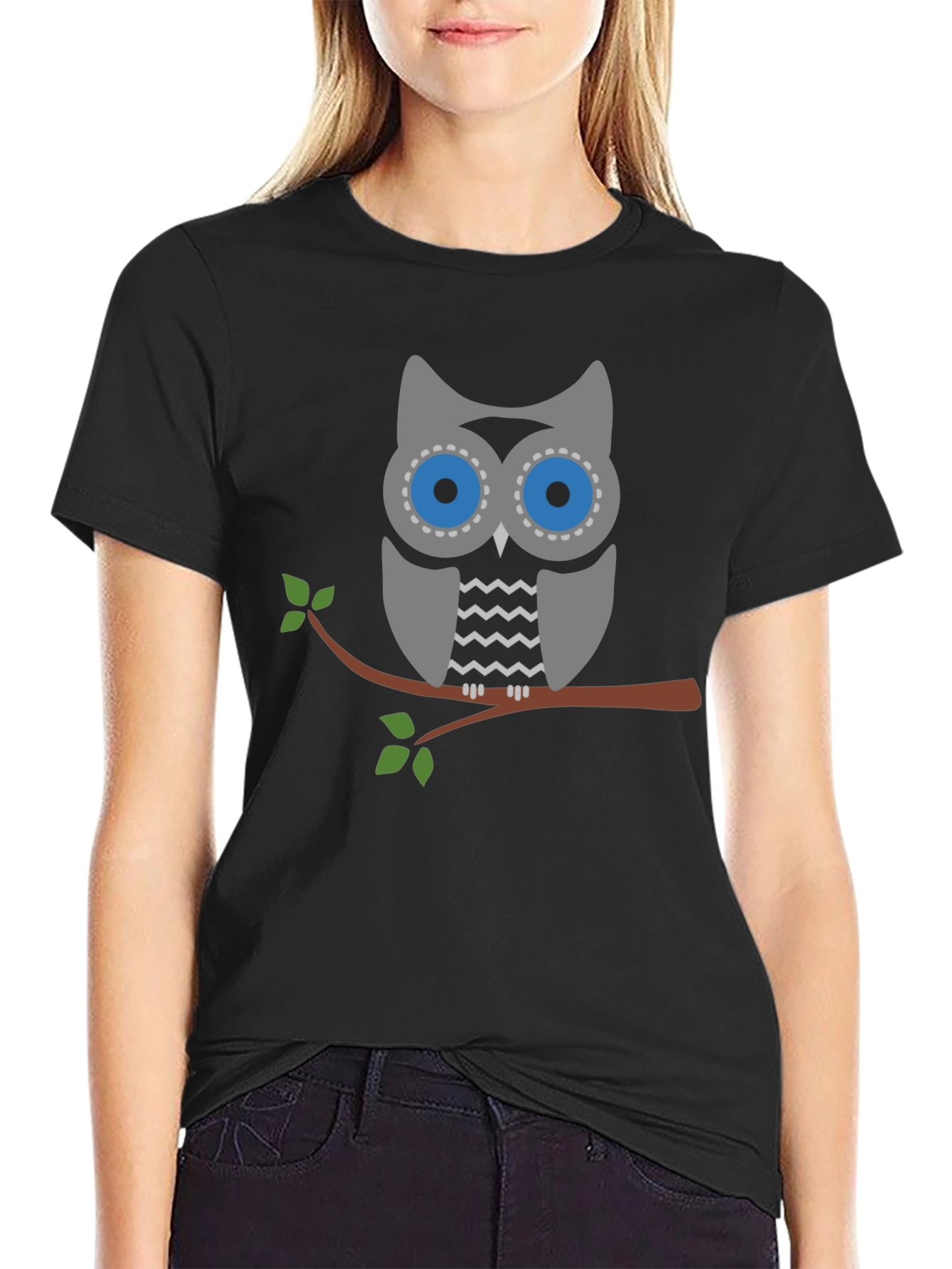 Owl Graphic Print T-Shirt - Stylish Casual Tee