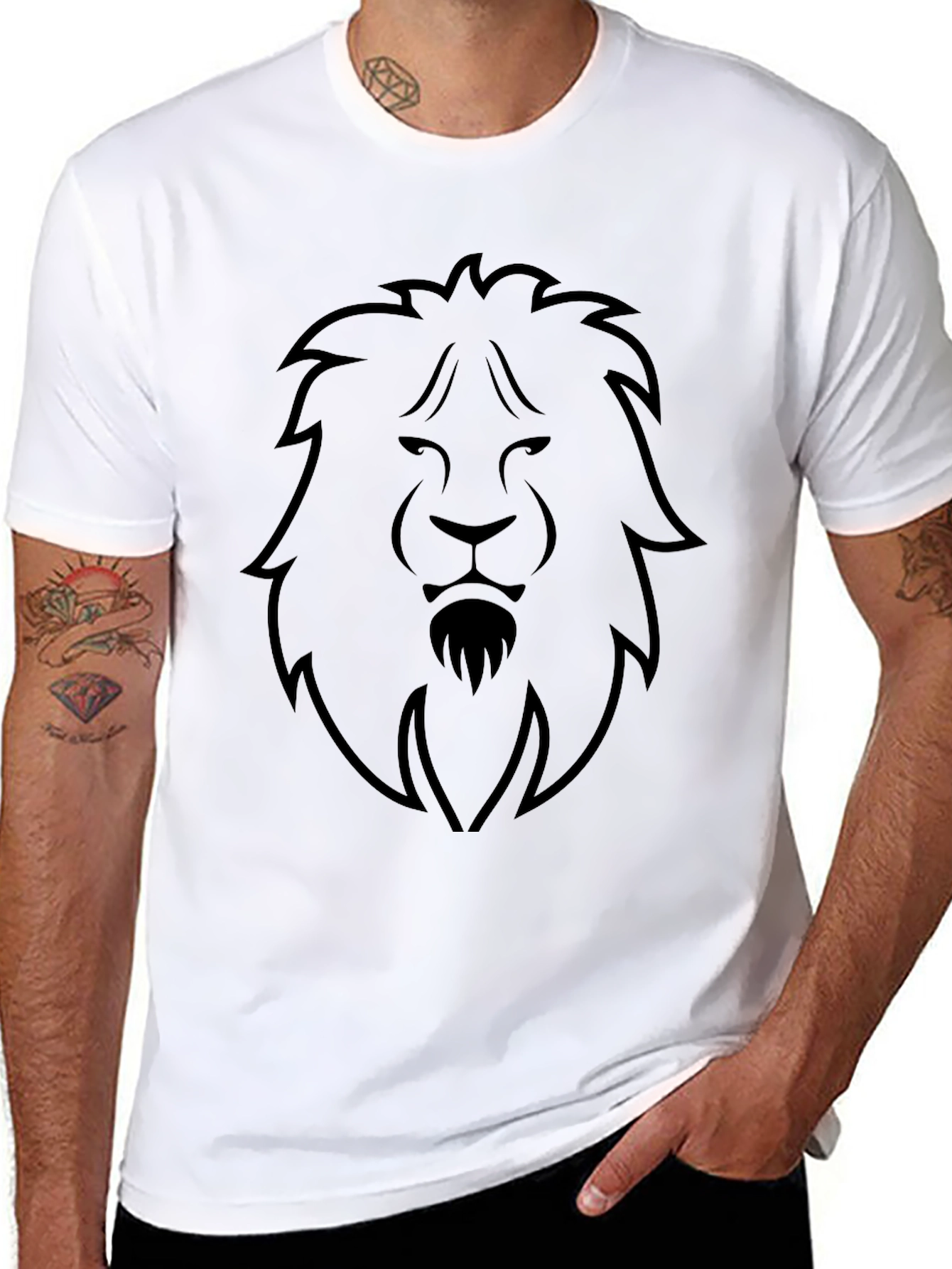 Lion Graphic Black T-Shirt - Modern Style