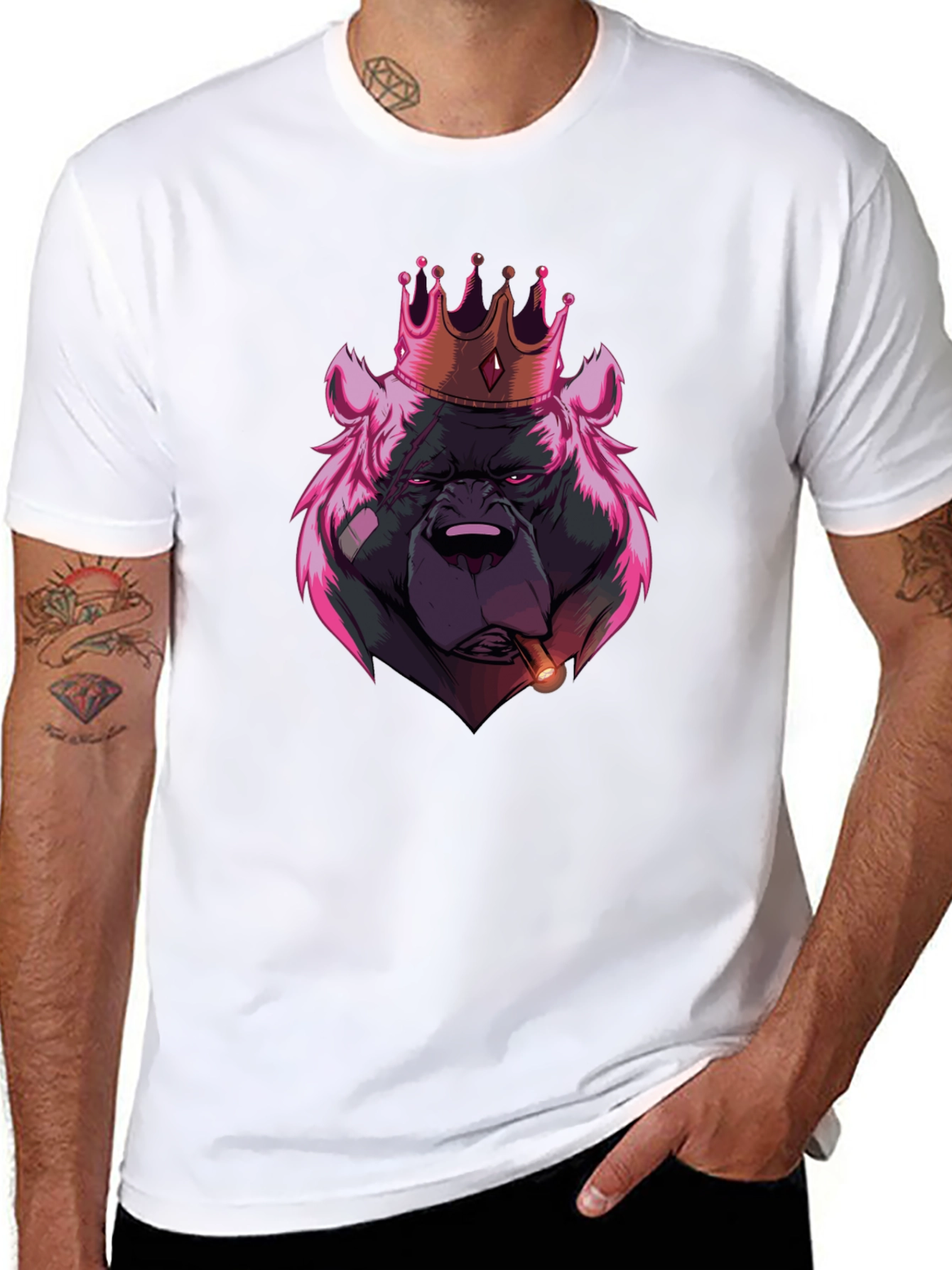 King Bear Graphic T-Shirt - Black Crew Neck Tee