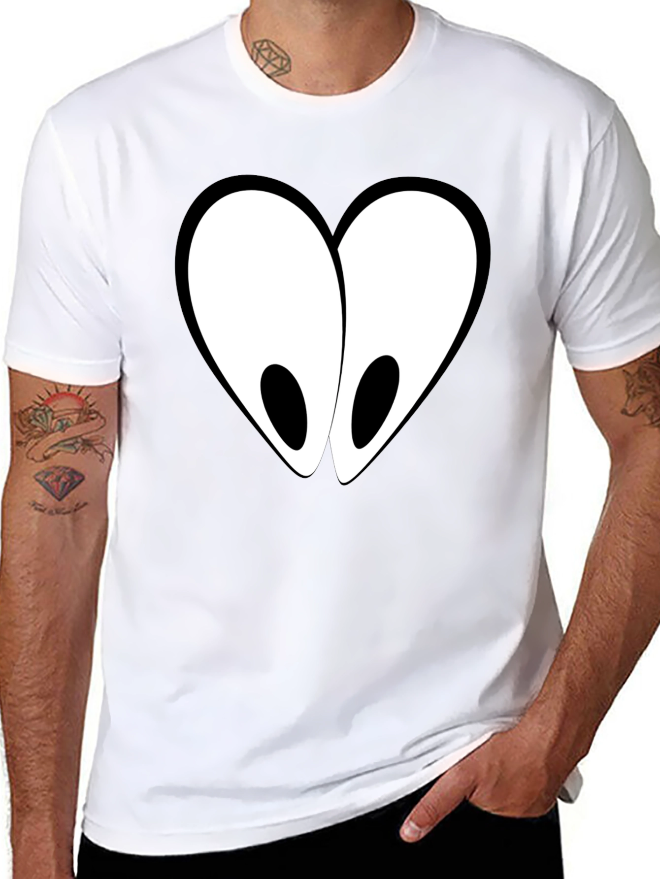 Heart-Eyed Graphic Tee - Funny Cartoon Style Black T-Shirt