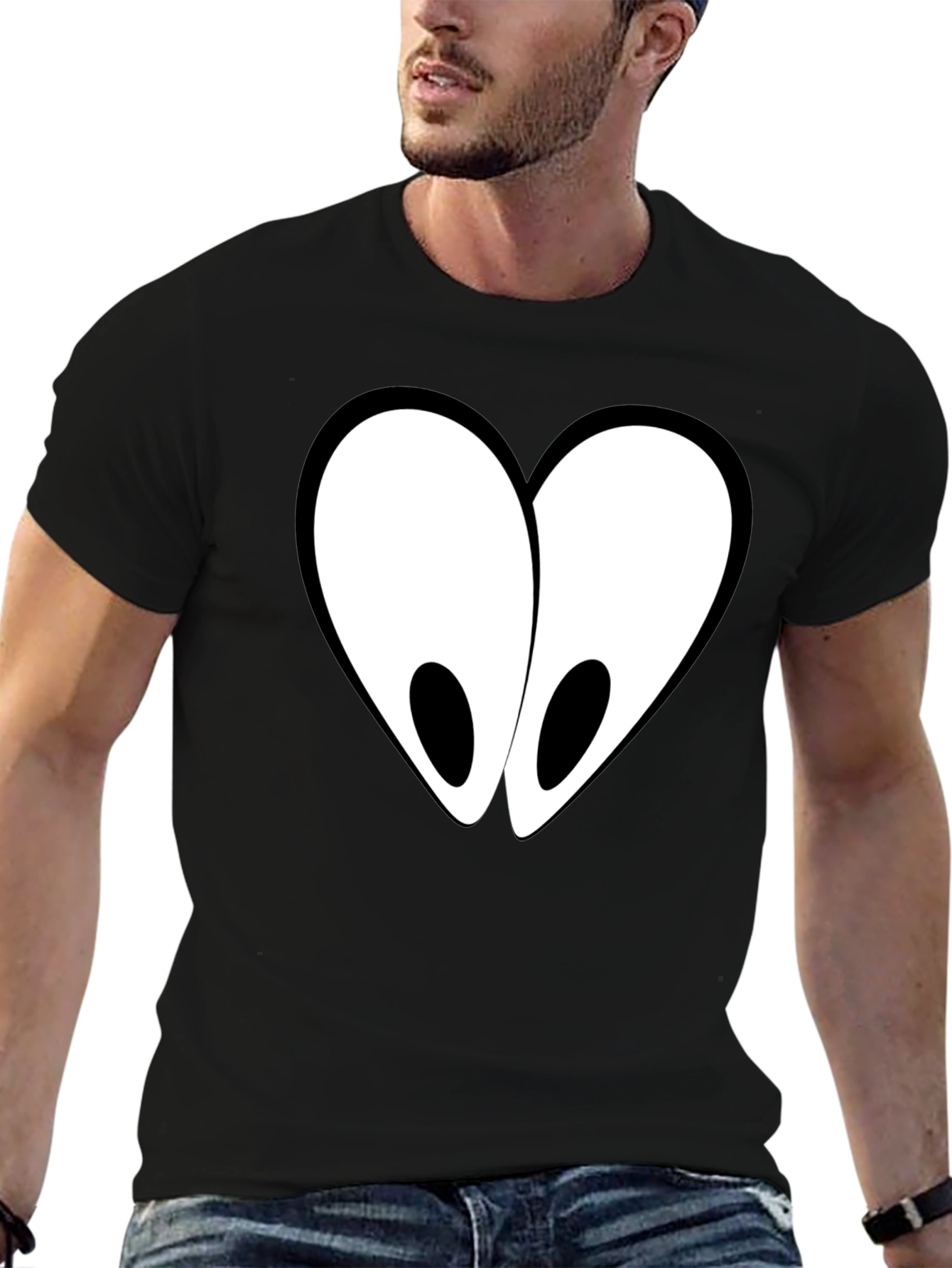 Heart-Eyed Graphic Tee - Funny Cartoon Style Black T-Shirt