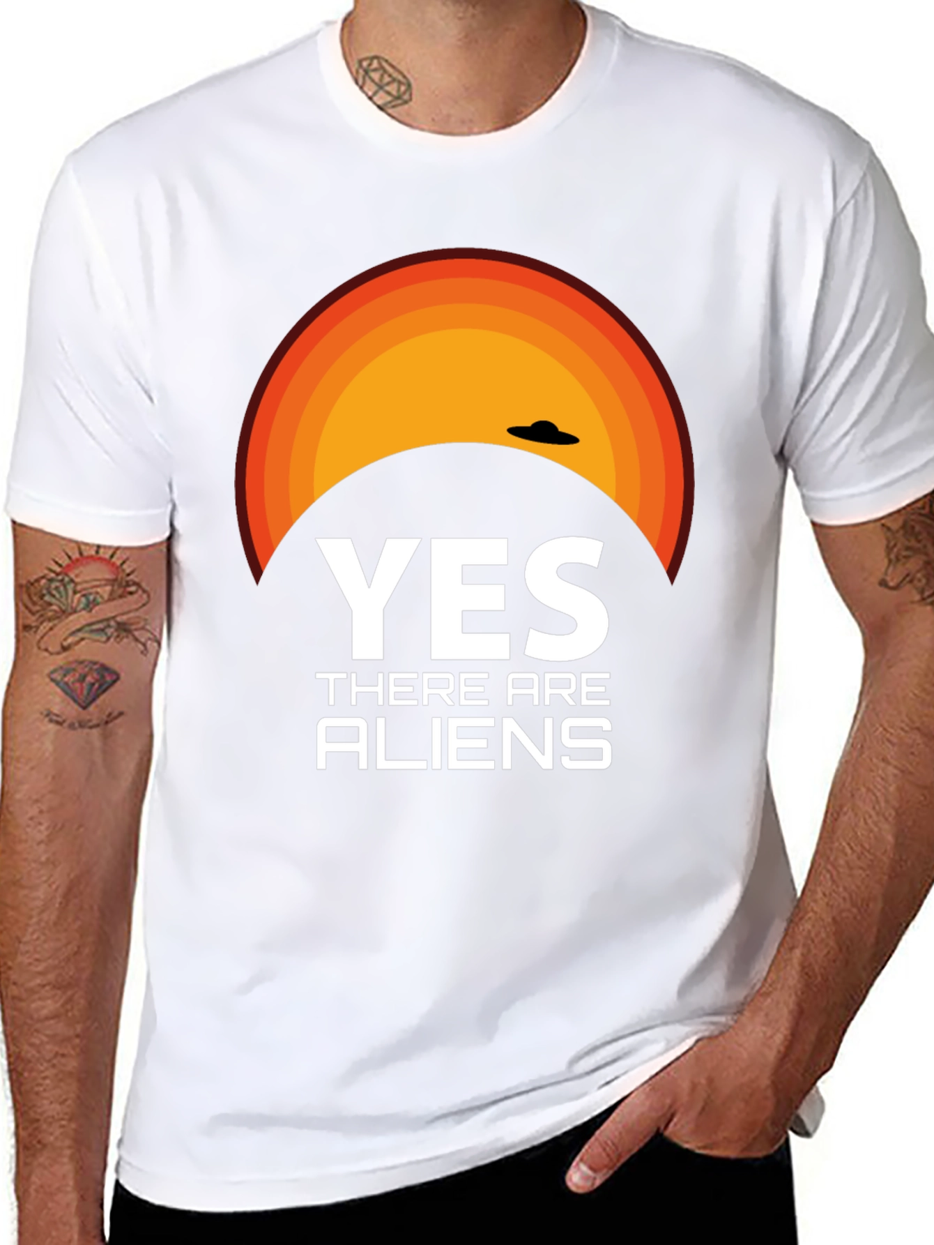 Yes There Are Aliens Graphic T-Shirt