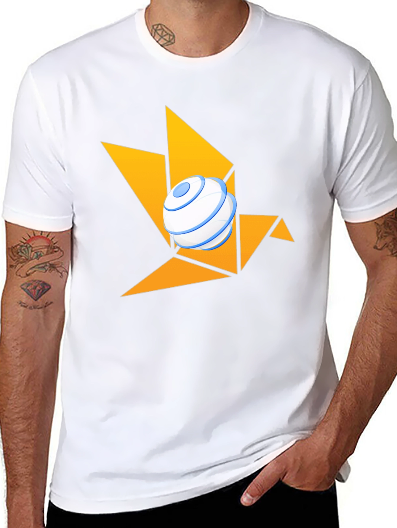Geometric Bird Tee: Modern & Stylish