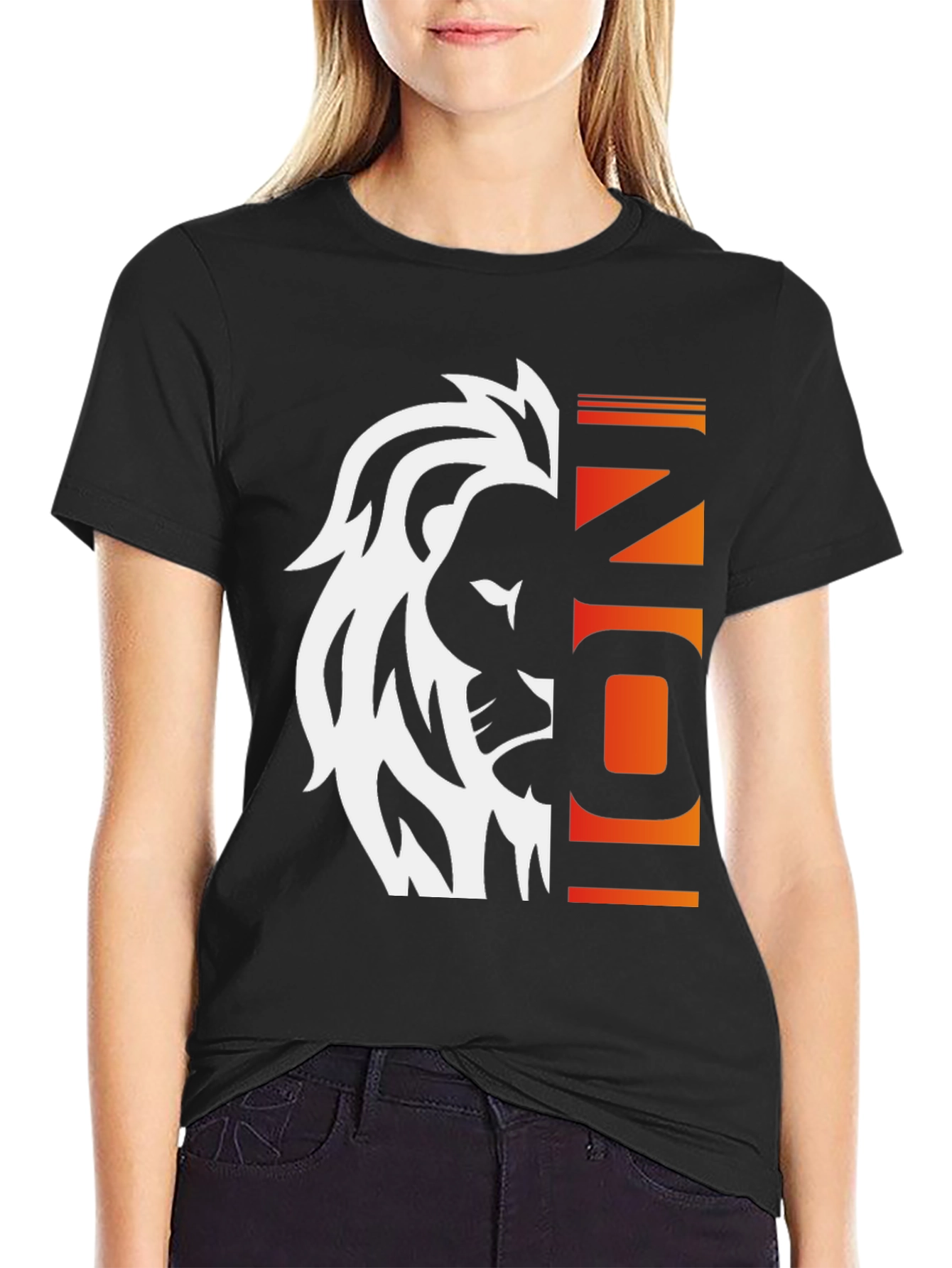 Lion Icon Graphic Tee - Bold Style