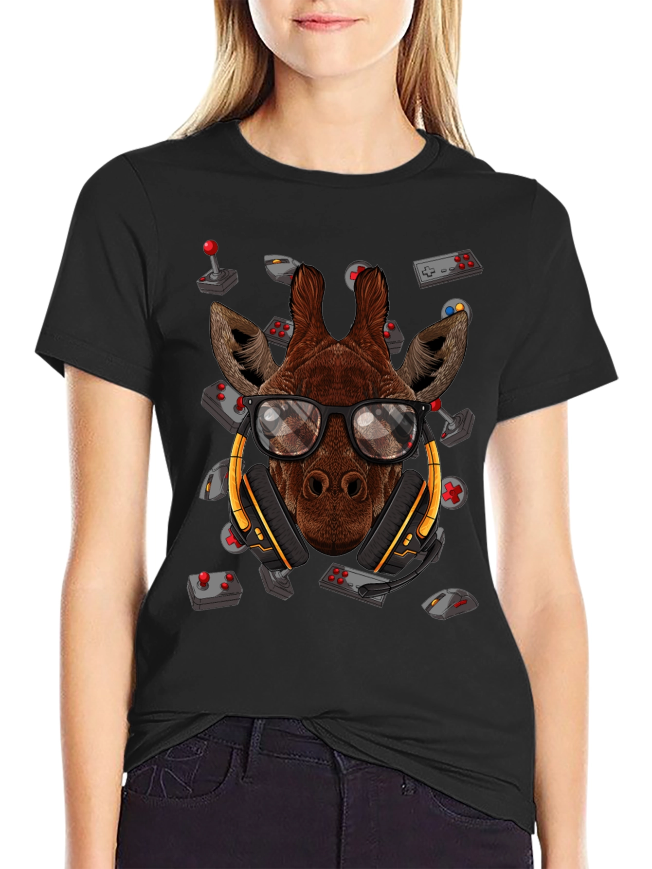 Gamer Giraffe T-Shirt - Cool Animal Tee