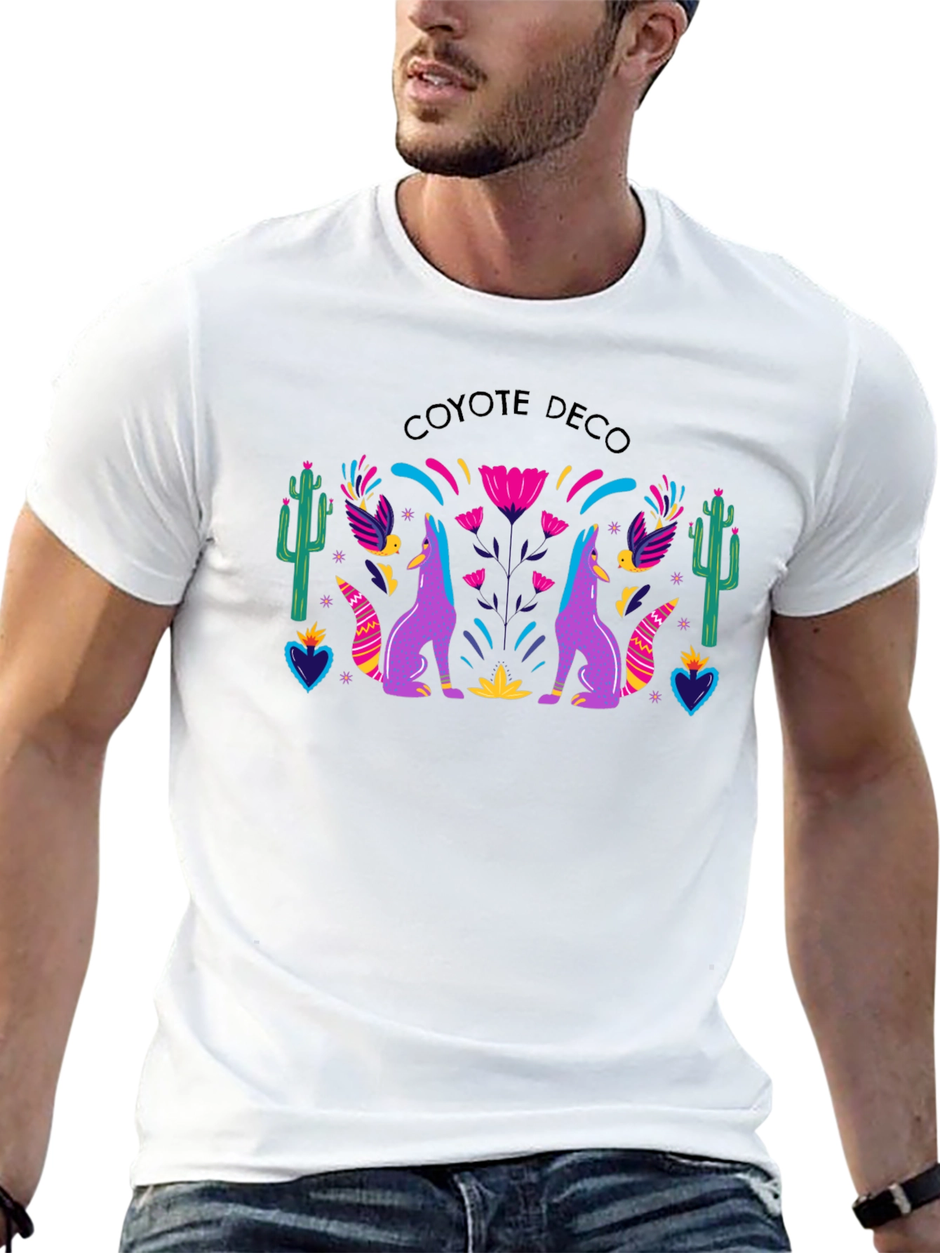 Coyote Deco Graphic Tee - Stylish Black T-Shirt
